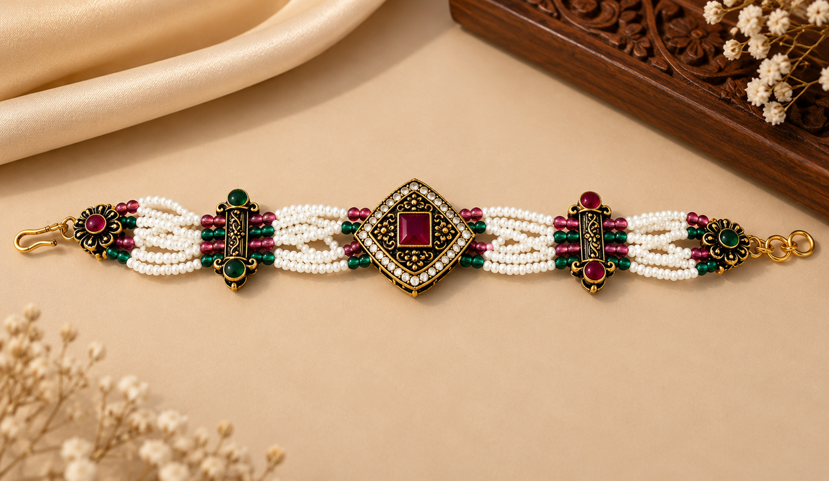 Free Hand Bracelet